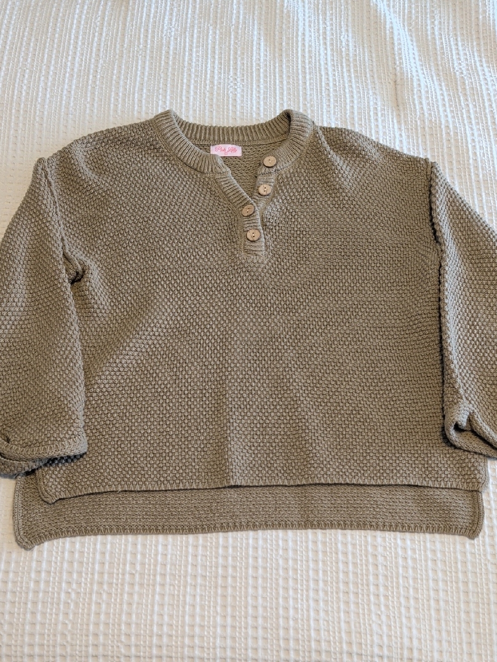 Textured Knit Henley Sweater in Tan
